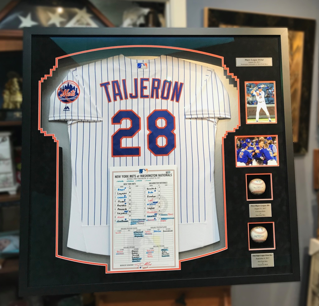 New York Mets Jersey Framing with 2 Baseballs, Line Up card, Photos and Nameplates