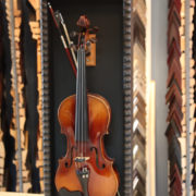Violin: Framing a musical instrument
