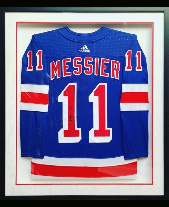 Messier jersey only framing by Jacquez art